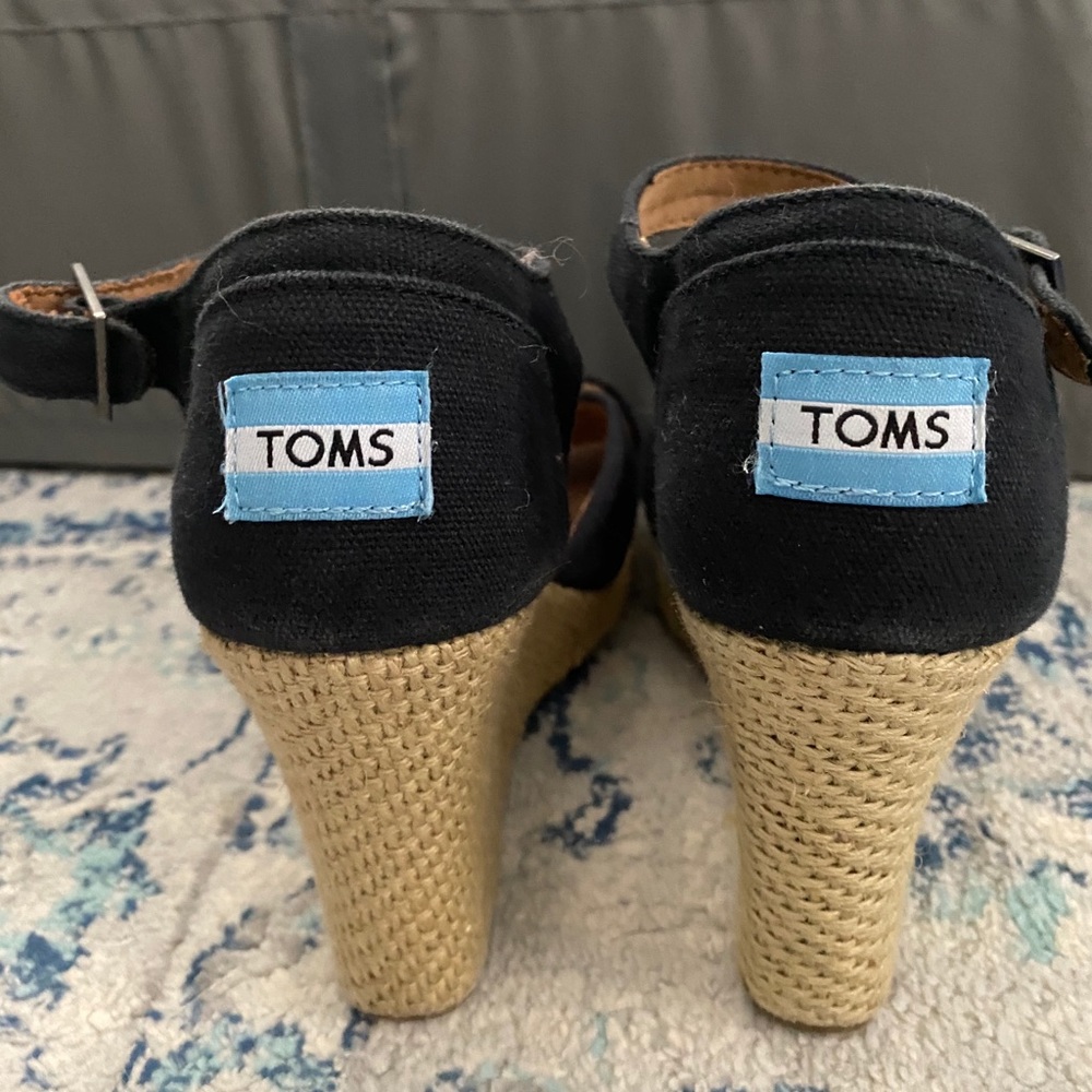 Toms Black/Cork Wedges